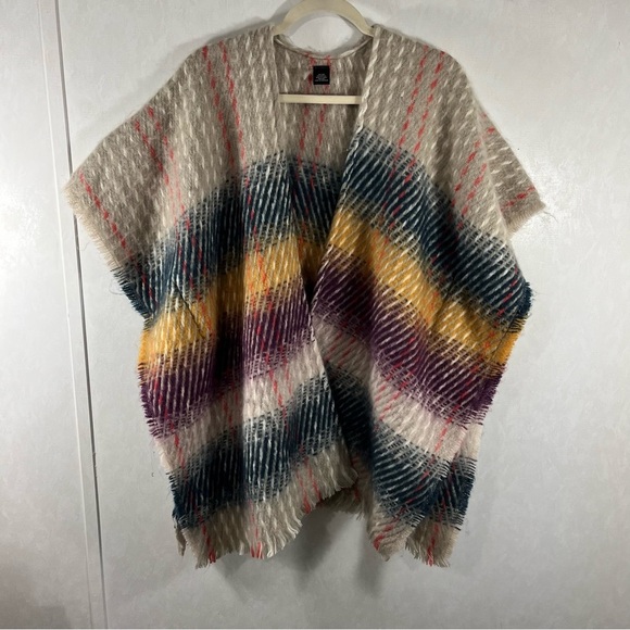 Source Unknown Multicolored Chunky Knit Shrug Poncho Cape Shall Kimono - Picture 1 of 3